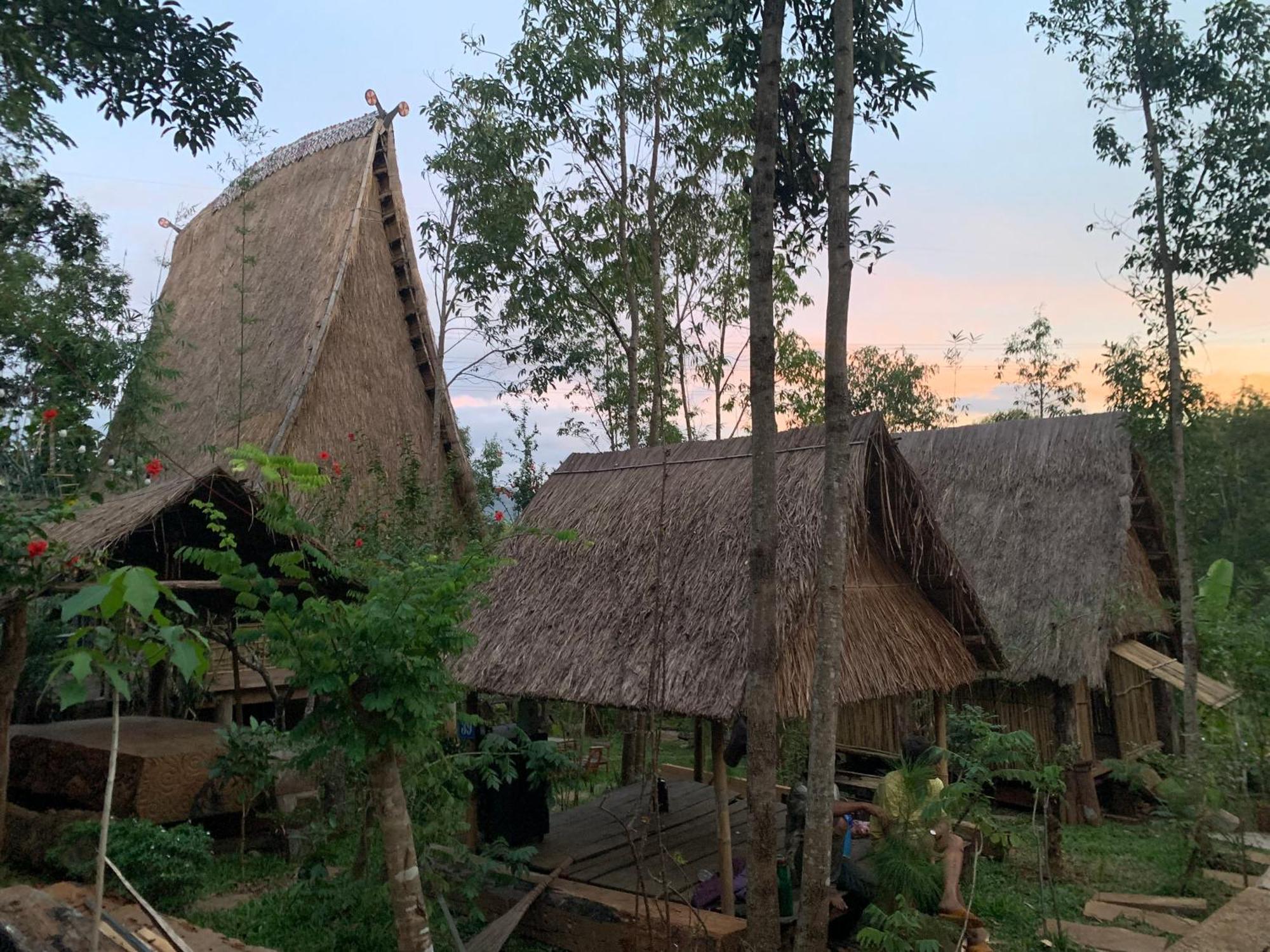 Khu Du Lich Sinh Thai, Nghi Duong Homestay Hoang Anh - Kon Xom Luh Kon Tum Exteriör bild