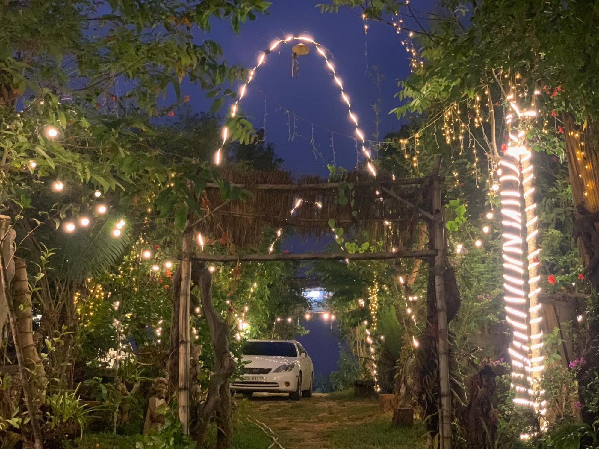 Khu Du Lich Sinh Thai, Nghi Duong Homestay Hoang Anh - Kon Xom Luh Kon Tum Exteriör bild
