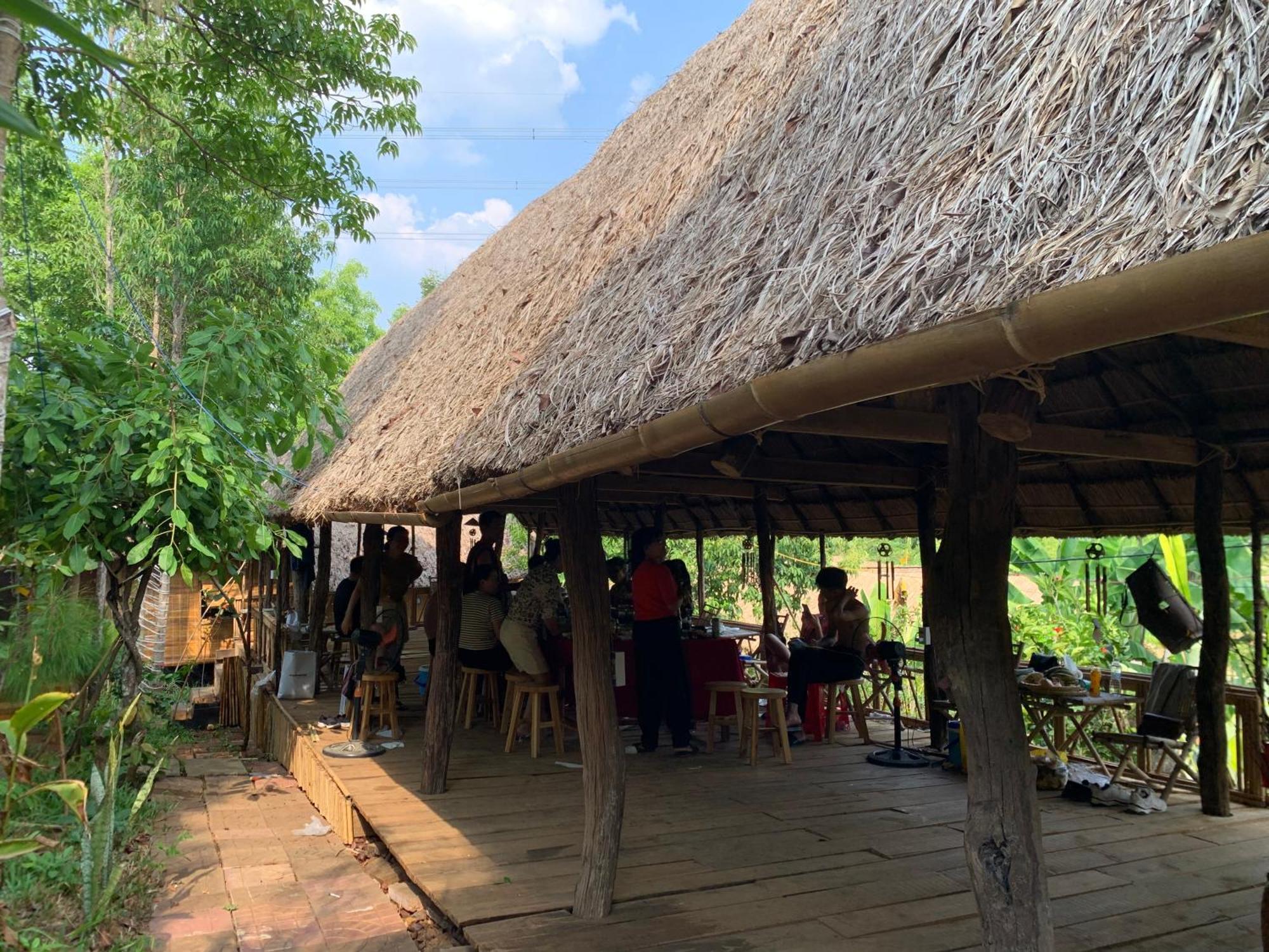 Khu Du Lich Sinh Thai, Nghi Duong Homestay Hoang Anh - Kon Xom Luh Kon Tum Exteriör bild