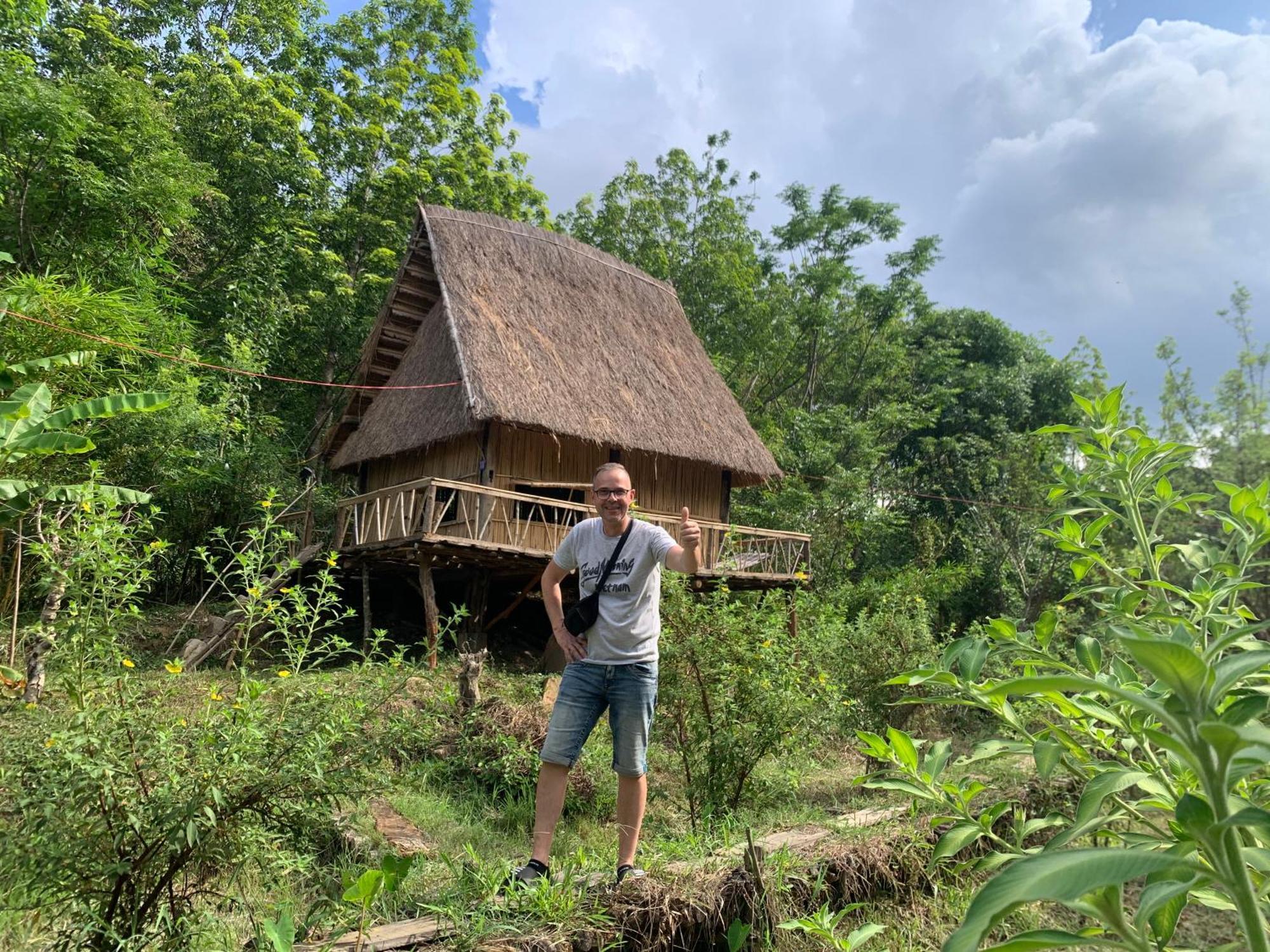 Khu Du Lich Sinh Thai, Nghi Duong Homestay Hoang Anh - Kon Xom Luh Kon Tum Exteriör bild