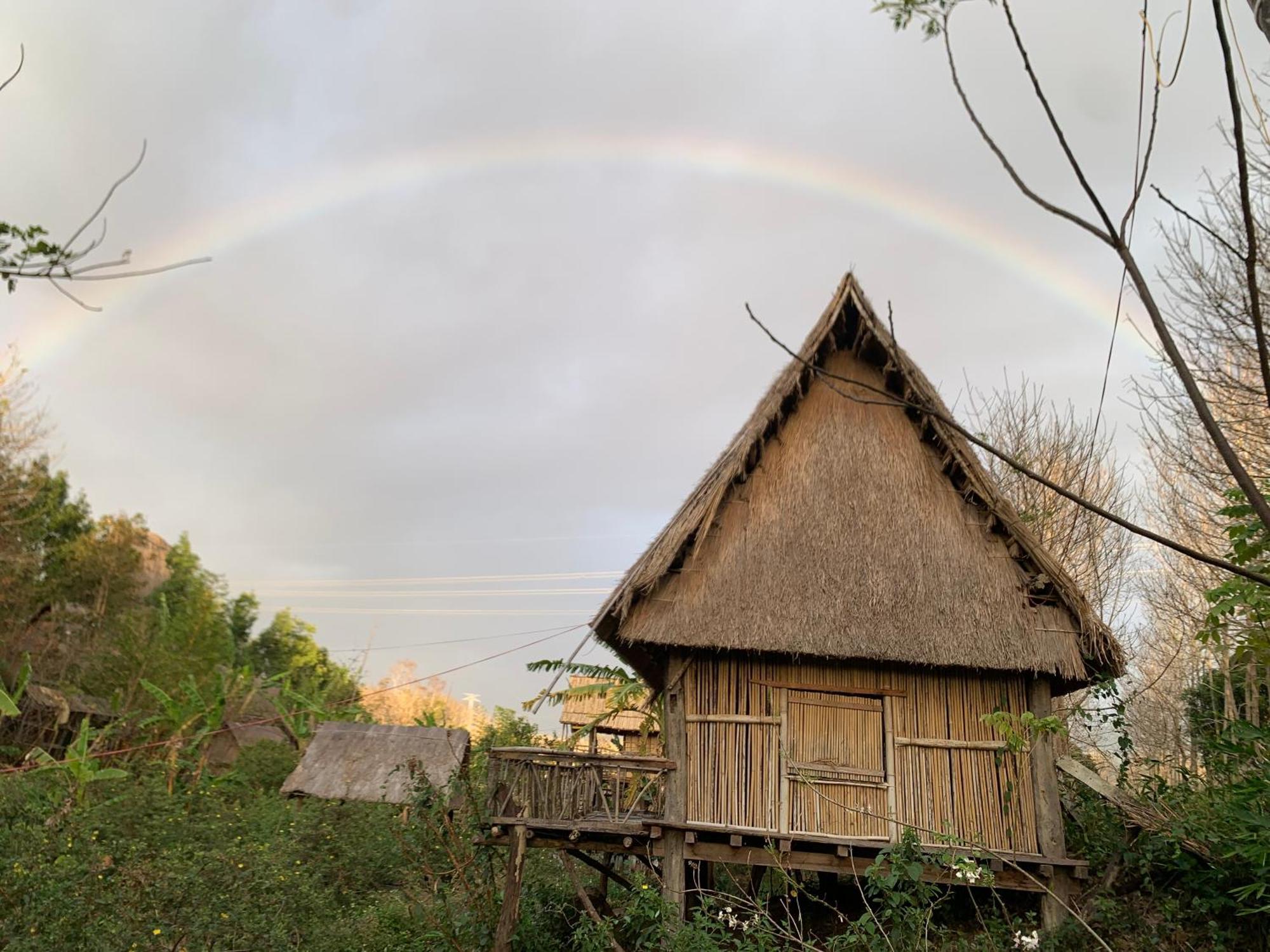 Khu Du Lich Sinh Thai, Nghi Duong Homestay Hoang Anh - Kon Xom Luh Kon Tum Exteriör bild